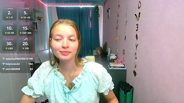 Snapshot of __Aphrodita__wow__ chatting on September 20, 2025, 8:48 am   Aphrodita  wow   online show from September 20, 2025, 8:48 am