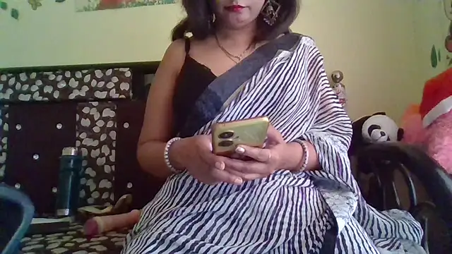 Snapshot of NautyBabe chatting on February 21, 2025, 4:51 am NautyBabe online show from February 21, 2025, 4:51 am