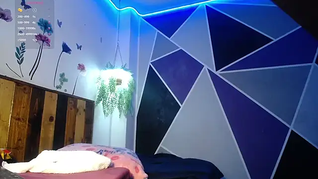 DaMikaela  online show from November 30, 2025, 2:21 pm