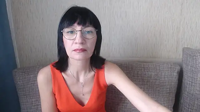 Erica95Bloom online show from October 16, 2025, 8:04 am