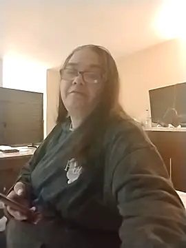 Snapshot of CumswallowinTiff chatting on November 6, 2025, 12:55 am CumswallowinTiff online show from November 6, 2025, 12:55 am