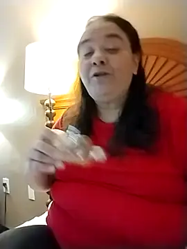 Snapshot of CumswallowinTiff chatting on November 6, 2025, 11:26 pm CumswallowinTiff online show from November 6, 2025, 11:26 pm