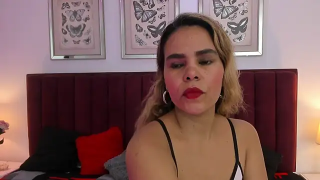 Snapshot of MarieKoster chatting on March 12, 2025, 8:10 pm MarieKoster online show from March 12, 2025, 8:10 pm