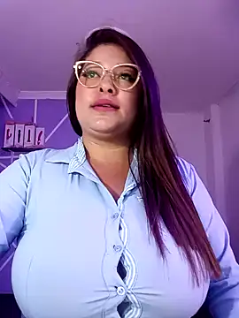 Snapshot of MiiaaJoness chatting on January 9, 2025, 6:15 pm MiiaaJoness online show from January 9, 2025, 6:15 pm
