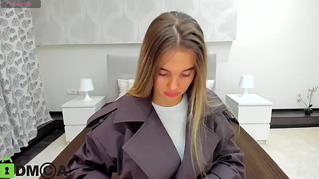 Donna Evans online show from September 15, 2025, 12:32 am