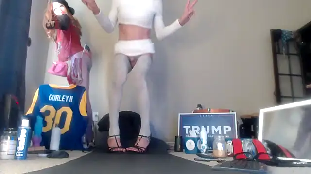 Snapshot of Taylorsexbot chatting on January 1, 2025, 6:49 pm Taylorsexbot online show from January 1, 2025, 6:49 pm