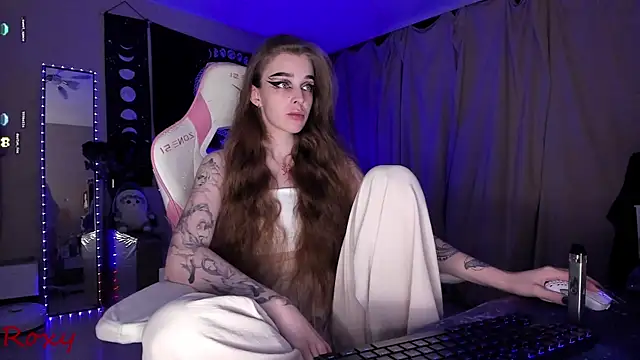 wet dream  online show from October 4, 2025, 9:57 pm