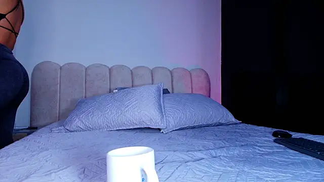 Snapshot of lucyy_gray chatting on November 14, 2025, 3:05 am lucyy gray online show from November 14, 2025, 3:05 am