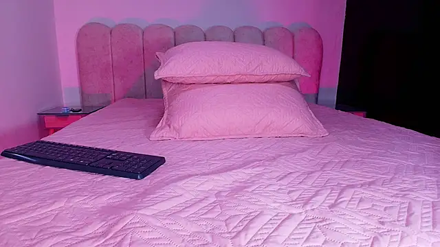 Snapshot of lucyy_gray chatting on November 28, 2025, 3:09 am lucyy gray online show from November 28, 2025, 3:09 am