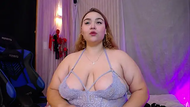 Snapshot of julia_sweet_1 chatting on February 7, 2025, 6:56 am julia sweet 1 online show from February 7, 2025, 6:56 am