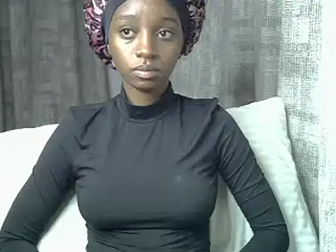 Snapshot of Enkarxx chatting on September 10, 2025, 5:02 pm Enkarxx online show from September 10, 2025, 5:02 pm