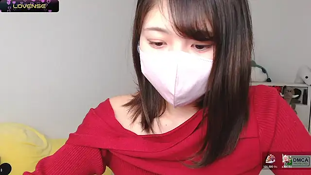 Snapshot of SUZU_ chatting on February 10, 2025, 4:04 pm SUZU online show from February 10, 2025, 4:04 pm