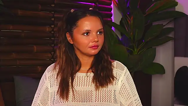 CelesteBailey online show from March 13, 2025, 10:15 am