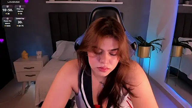 veronica185 online show from January 24, 2025, 2:49 am