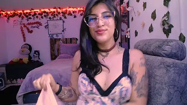 azahar  ziiz online show from January 17, 2025, 11:49 am