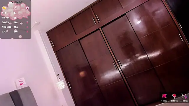 Snapshot of eileen_tanihara chatting on October 30, 2025, 4:19 pm eileen tanihara online show from October 30, 2025, 4:19 pm