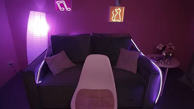 Snapshot of RikaRaily chatting on January 27, 2025, 5:58 am RikaRaily online show from January 27, 2025, 5:58 am