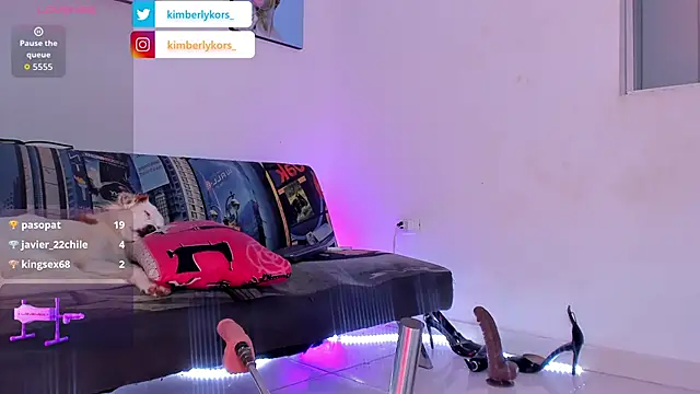 Snapshot of Kimberlykors chatting on November 22, 2025, 11:09 am Kimberlykors online show from November 22, 2025, 11:09 am