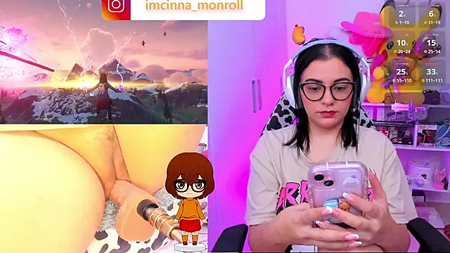 Snapshot of cinna_monroll chatting on February 15, 2025, 8:33 pm cinna monroll online show from February 15, 2025, 8:33 pm