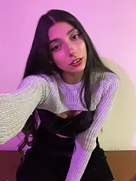 Snapshot of Felicia_smok3 chatting on March 16, 2025, 3:47 am Felicia smok3 online show from March 16, 2025, 3:47 am