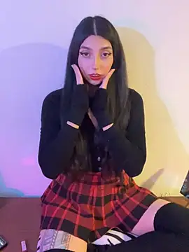 Snapshot of Felicia_smok3 chatting on October 24, 2025, 2:52 am Felicia smok3 online show from October 24, 2025, 2:52 am