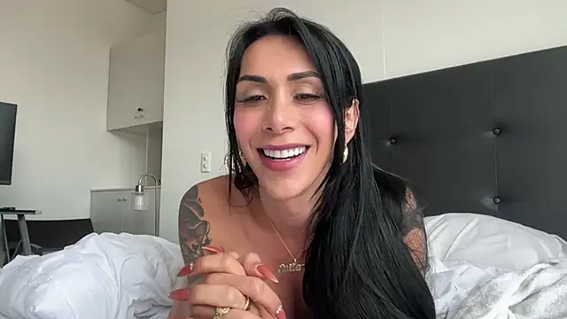 Snapshot of HOT_LADY_777 chatting on November 12, 2025, 2:17 pm HOT LADY 777 online show from November 12, 2025, 2:17 pm