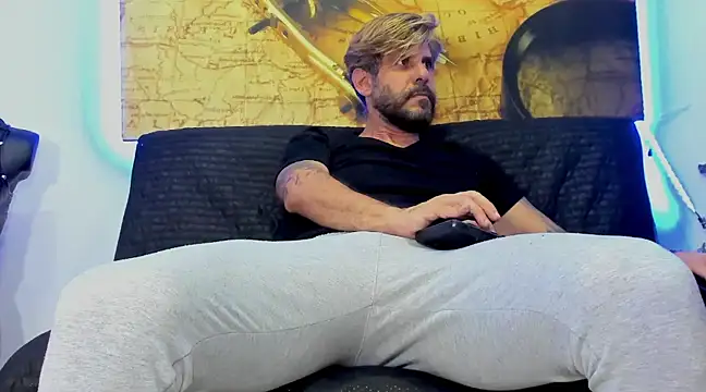 johny bluexxx online show from January 30, 2025, 5:09 am