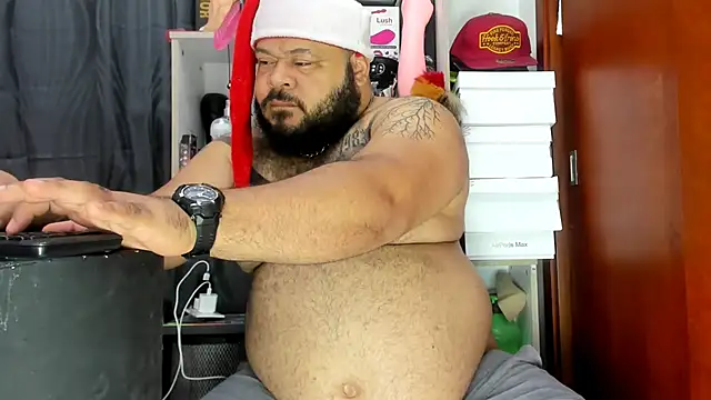 Snapshot of Latino_bigcock chatting on December 31, 2024, 3:09 pm Latino bigcock online show from December 31, 2024, 3:09 pm