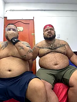 Snapshot of Latino_bigcock chatting on September 16, 2025, 12:33 am Latino bigcock online show from September 16, 2025, 12:33 am