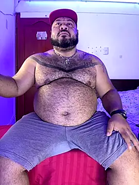 Snapshot of Latino_bigcock chatting on September 20, 2025, 8:54 pm Latino bigcock online show from September 20, 2025, 8:54 pm