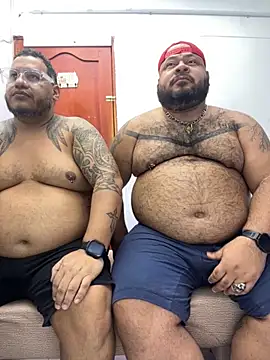 Snapshot of Latino_bigcock chatting on September 30, 2025, 10:37 pm Latino bigcock online show from September 30, 2025, 10:37 pm