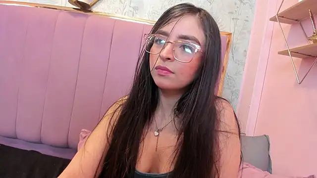 Snapshot of Eva_Macalliter chatting on September 15, 2025, 2:17 pm Eva Macalliter online show from September 15, 2025, 2:17 pm