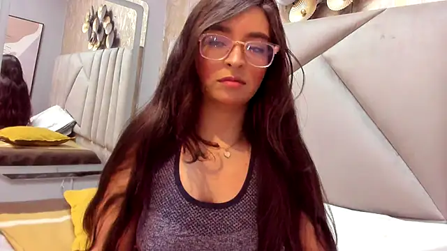 Snapshot of Eva_Macalliter chatting on December 14, 2025, 3:56 am Eva Macalliter online show from December 14, 2025, 3:56 am