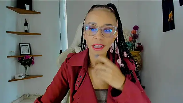 Snapshot of ScarlettMalbec chatting on January 24, 2025, 10:08 pm ScarlettMalbec online show from January 24, 2025, 10:08 pm
