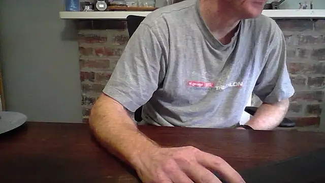 Snapshot of jiggy77777 chatting on December 9, 2024, 12:34 am jiggy77777 online show from December 9, 2024, 12:34 am