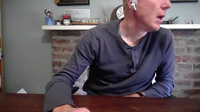 Snapshot of jiggy77777 chatting on December 22, 2024, 10:25 pm jiggy77777 online show from December 22, 2024, 10:25 pm