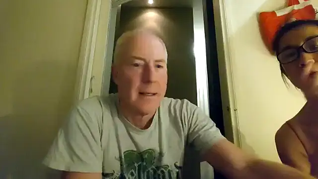 Snapshot of jiggy77777 chatting on October 22, 2025, 4:46 am jiggy77777 online show from October 22, 2025, 4:46 am