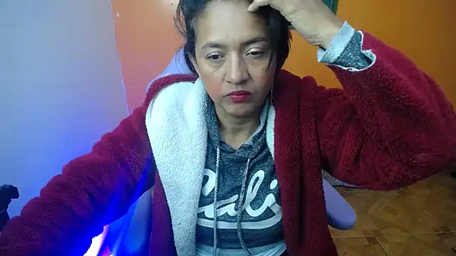 daleska ayala 1 online show from February 9, 2025, 3:32 am