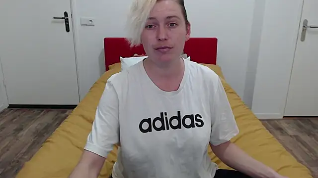 cumfun online show from February 17, 2025, 6:48 pm