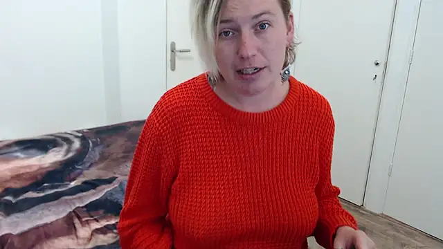 cumfun online show from November 18, 2025, 10:36 pm