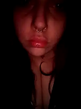 Snapshot of persefone97 chatting on January 24, 2025, 2:07 am persefone97 online show from January 24, 2025, 2:07 am