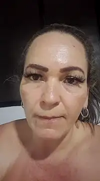 Snapshot of hellen_martin chatting on December 7, 2024, 3:47 am hellen martin online show from December 7, 2024, 3:47 am