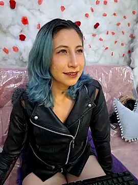 SkarletJhonson  online show from September 10, 2025, 3:06 am