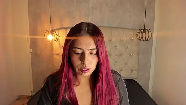 Snapshot of Alice_Laurentt chatting on February 19, 2025, 3:06 am Alice Laurentt online show from February 19, 2025, 3:06 am