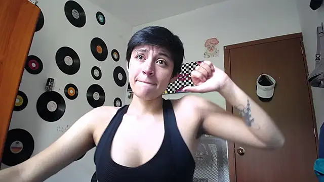 9 Fernanda 9 online show from January 16, 2025, 3:13 pm