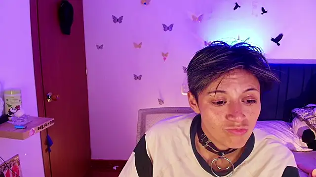 9 Fernanda 9 online show from November 22, 2025, 7:51 am