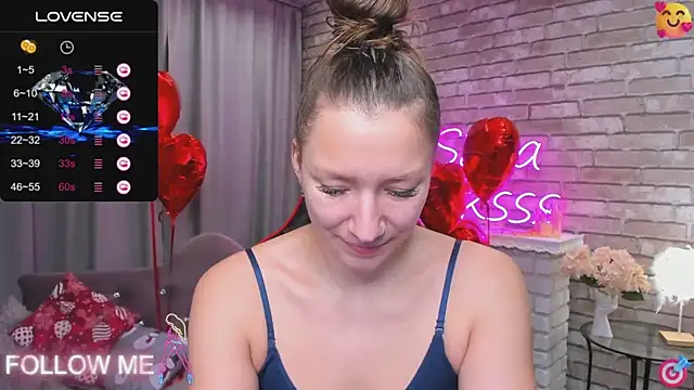 Snapshot of SarahCoksss chatting on February 15, 2025, 12:15 am SarahCoksss online show from February 15, 2025, 12:15 am