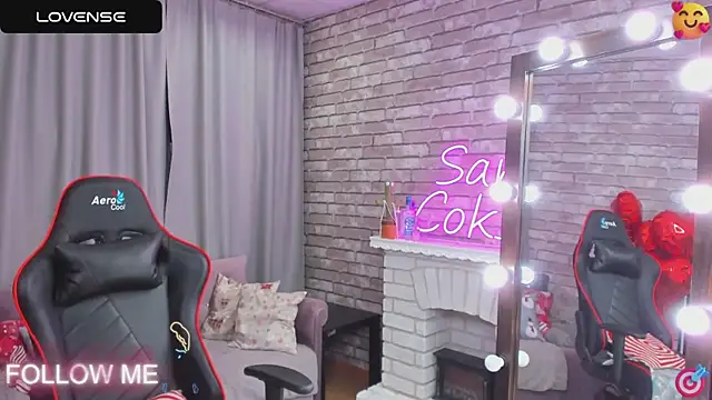 Snapshot of SarahCoksss chatting on February 28, 2025, 12:21 am SarahCoksss online show from February 28, 2025, 12:21 am