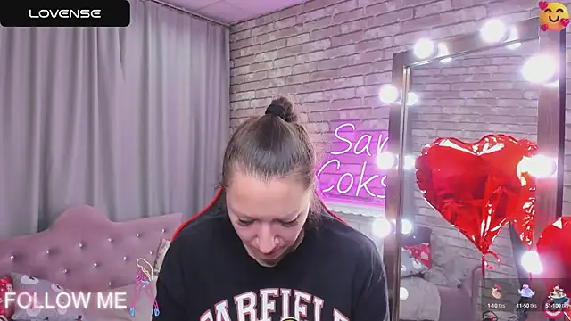 Snapshot of SarahCoksss chatting on March 16, 2025, 12:23 am SarahCoksss online show from March 16, 2025, 12:23 am