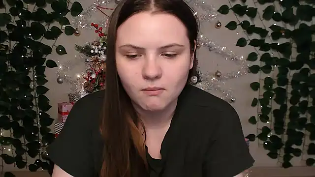 Snapshot of IxxiLiana chatting on December 17, 2024, 7:18 am IxxiLiana online show from December 17, 2024, 7:18 am